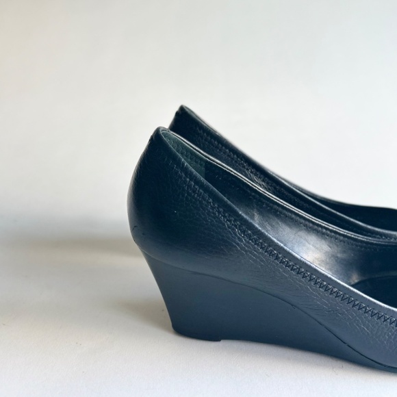 Tory Burch Black Pebble Genuine Leather Open Toe Heel Wedges size 7.5 - Picture 15 of 16